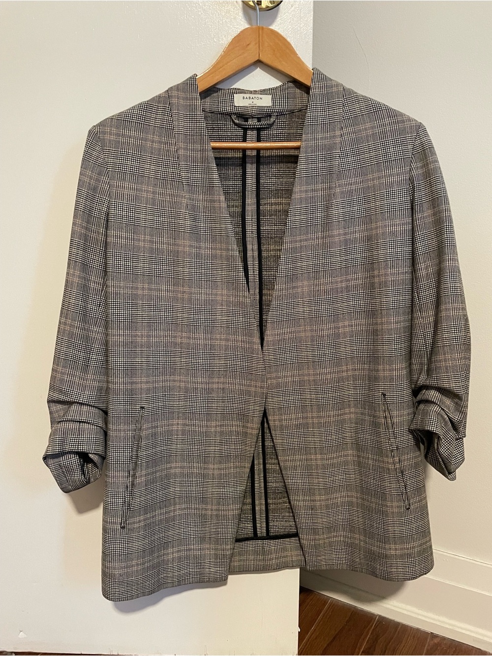 Babaton Plaid Open-Front Blazer in Gray